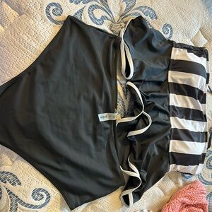 SHEIN Gray and White Bikini Bottom